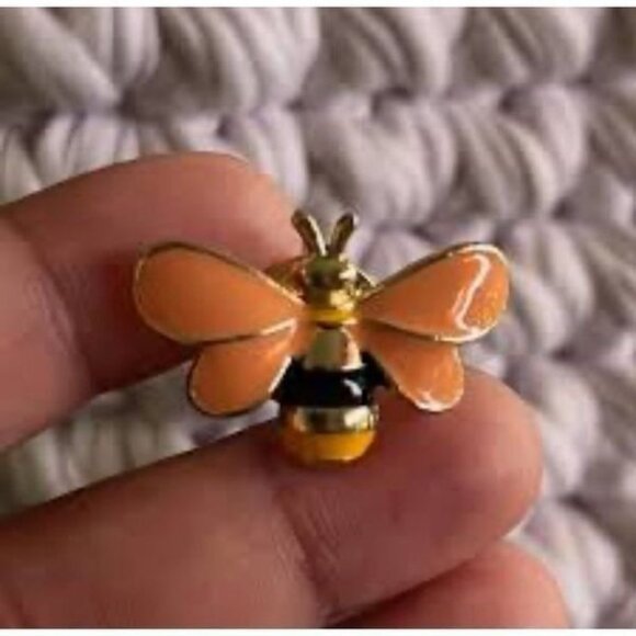 3/20 Bumblebee Orange Enamel Pin - Picture 1 of 1